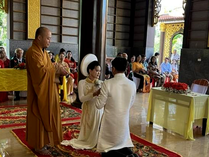 Lễ hằng thuận và tờ thực đơn